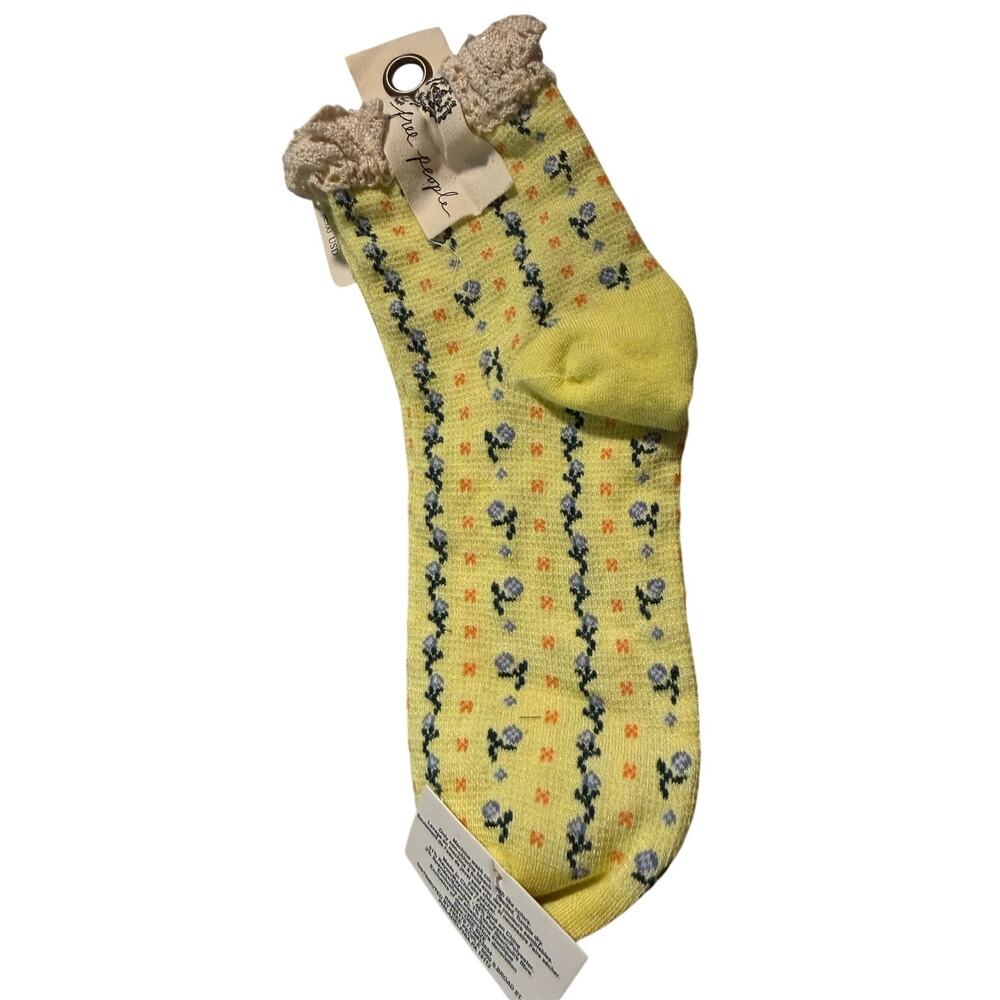 Free People Rosebud Waffle Knit Ankle Socks, Crochet Lace, Yellow, NWT